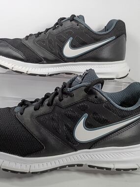Nike Downshifter 6 Black/White-Gray Low Top Lace Up Rubber Running men's 8.5